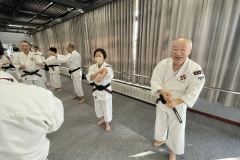 20251124蝓ｼ邇臥恁謨吝玄譛ｬ螻ｱ蜈ｬ隱崎ｬ帷ｿ剃ｼ喀IMG_5230