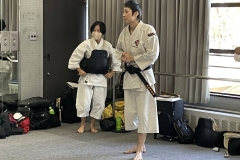 20251124蝓ｼ邇臥恁謨吝玄譛ｬ螻ｱ蜈ｬ隱崎ｬ帷ｿ剃ｼ喀IMG_5267