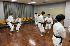 20251124蝓ｼ邇臥恁謨吝玄譛ｬ螻ｱ蜈ｬ隱崎ｬ帷ｿ剃ｼ喀IMG_5306