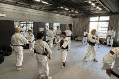 20251124蝓ｼ邇臥恁謨吝玄譛ｬ螻ｱ蜈ｬ隱崎ｬ帷ｿ剃ｼ喀IMG_5314