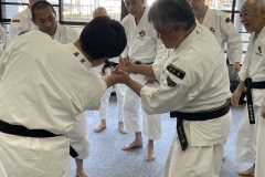 20251124蝓ｼ邇臥恁謨吝玄譛ｬ螻ｱ蜈ｬ隱崎ｬ帷ｿ剃ｼ喀IMG_5350