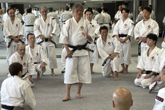 20251124蝓ｼ邇臥恁謨吝玄譛ｬ螻ｱ蜈ｬ隱崎ｬ帷ｿ剃ｼ喀IMG_5356