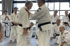 20251124蝓ｼ邇臥恁謨吝玄譛ｬ螻ｱ蜈ｬ隱崎ｬ帷ｿ剃ｼ喀IMG_5362